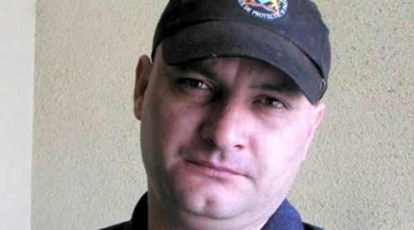 sunt prins ca o musca in mierea limbii romane