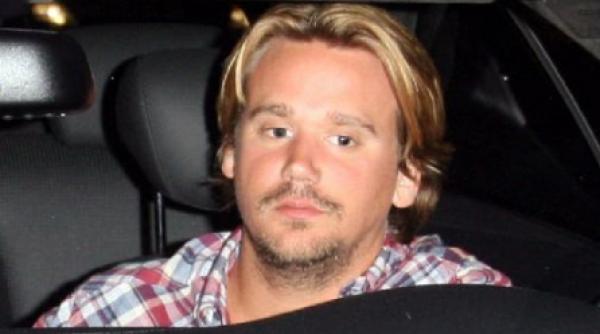 fiul lui rod stewart a fost arestat