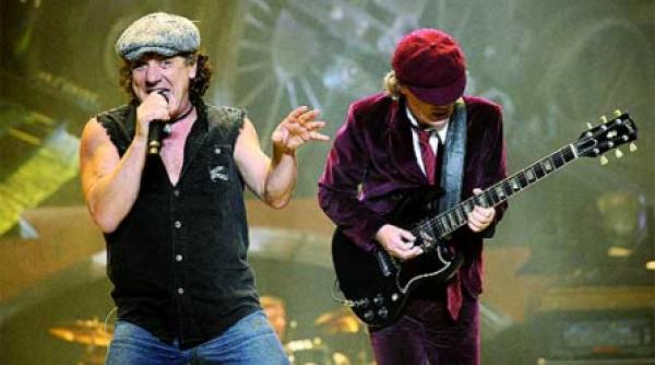 ac dc trupa nr 1 in lume