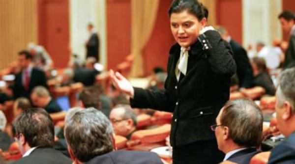 alti 8 000 de angajati dati afara de la cfr