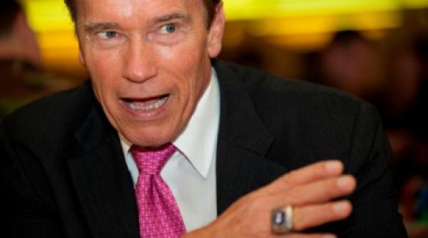arnold schwarzenegger s ar putea intoarce la actorie