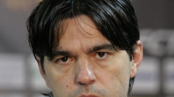 contra multumit doar de calificare inca o evolutie ca asta si jucatorii vor sta in tribuna