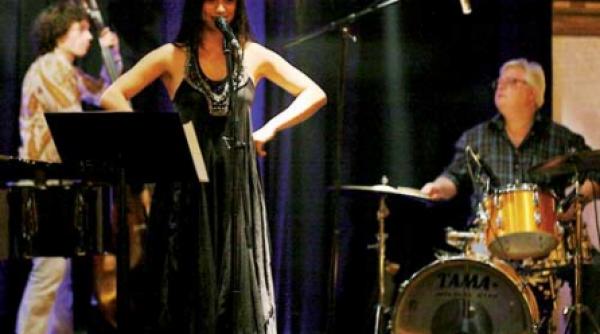 aylin cadar canta jazz