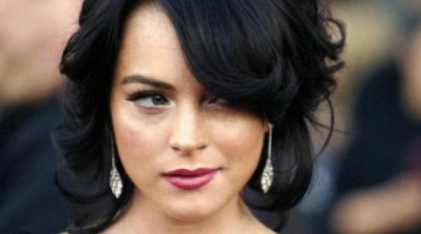 lindsay lohan trebuie sa renunte la carne din lipsa banilor