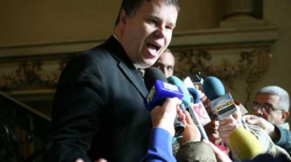 fmi ne cauta la arierate si credite