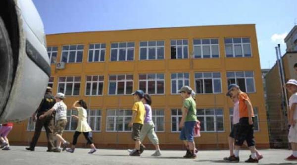 legea educatiei mestecata cu greu de pedelisti