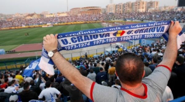 25 000 de lumanari vor arde diseara pe arena ion oblemenco pentru adrian paunescu