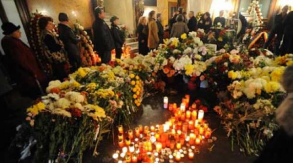 adrian paunescu omagiu la uniunea scriitorilor