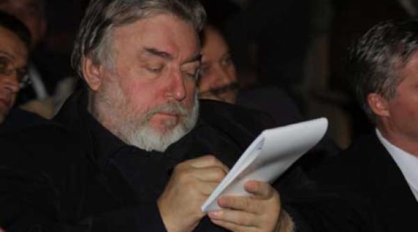 cel mai apreciat scriitor roman