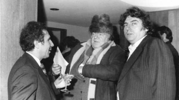 fanus neagu sunt convins ca adrian paunescu e mult mai viu decat multi dintre noi