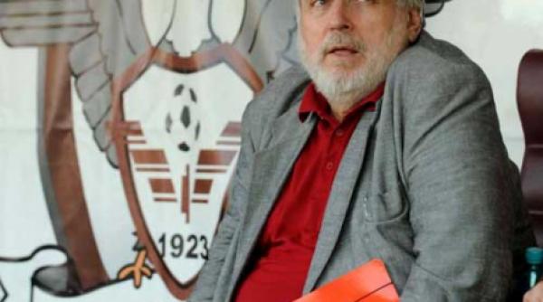 rapidistii se regasesc in paunescu