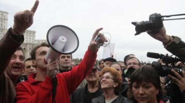 badea si ciutacu au protestat fata de dictatura mascata