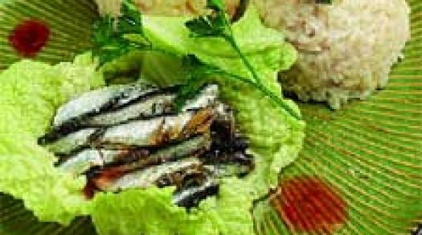 sprot cu orez si sos