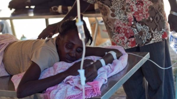 holera a ajuns si in port au prince