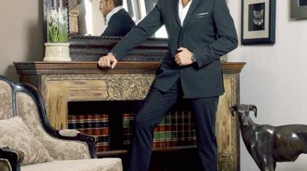 catalin botezatu isi lanseaza cartea trei vieti