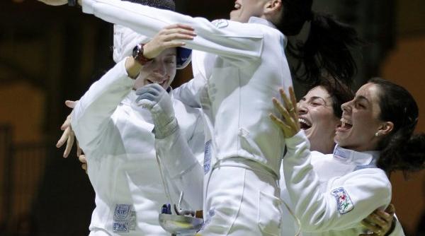 echipa feminina de spada a romaniei este noua campioana mondiala