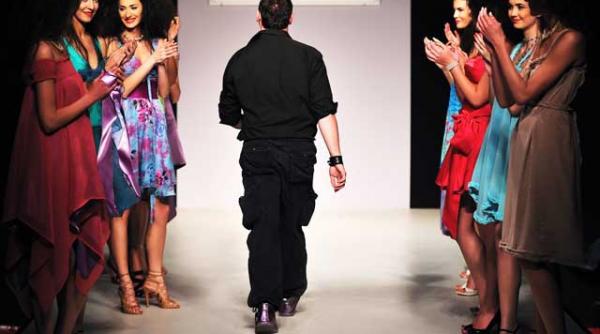 cate ceva despre moda