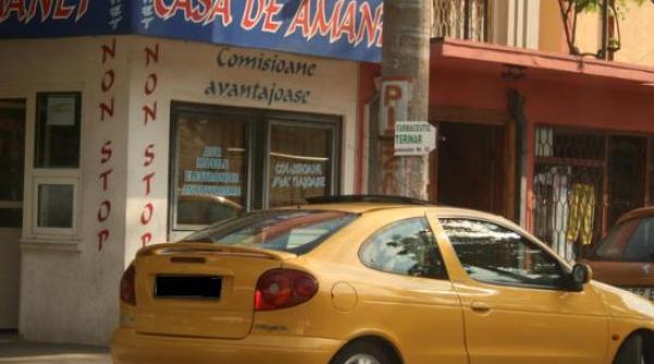 romanii isi amaneteaza masinile