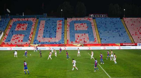 titlul iarasi o himera