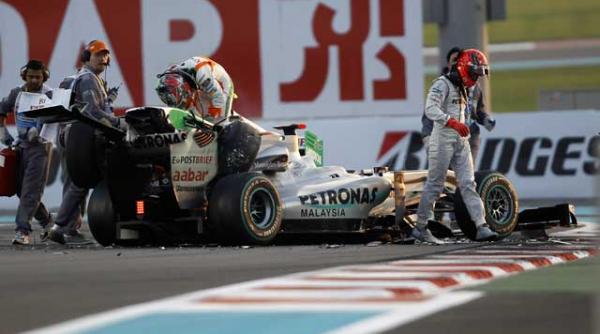 hakkinen il desfiinteaza pe michael schumacher