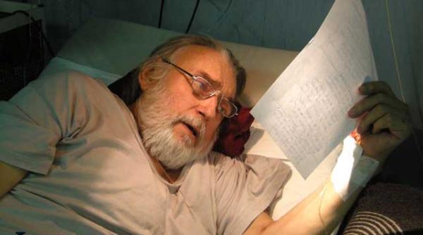 cronicar si la propria moarte