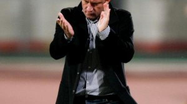 dorinel vrea macar un punct in duelul primelor doua clasate