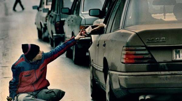 infractori romani scoliti in vest