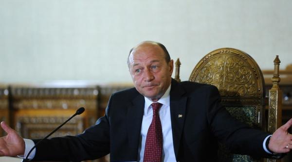 basescu romania nu mai are din 2013 capacitatea sa si protejeze spatiul aerian