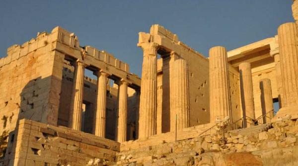 cand antichitatea renaste la atena