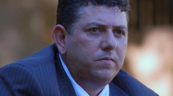 ruinat de mafie un italian isi vinde organele pe internet