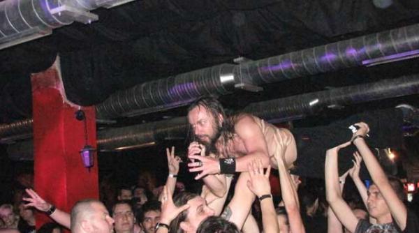 dubla aniversare si dubla lansare in cage