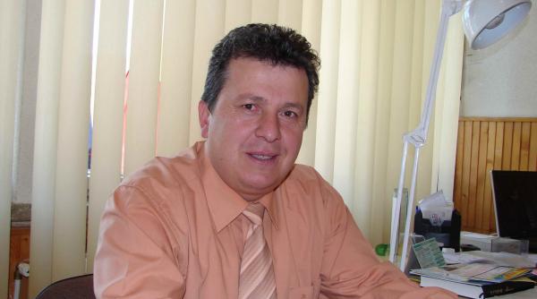 consilier al elenei udrea pdl a murdarit culoarea portocalie