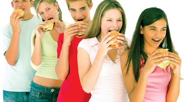 tineri cu sare hipertensiune si obezitate