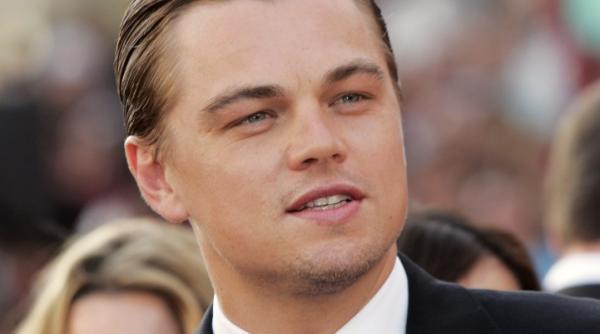 leonardo dicaprio fortat sa aterizeze de urgenta la new york