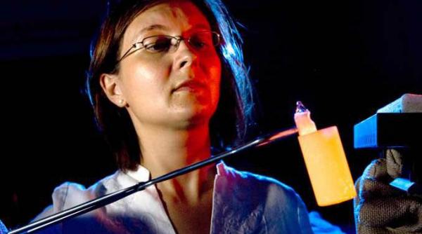 premiata de obama s ar fi consolat ca patiser in romania