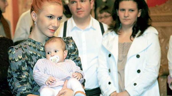 adela popescu nasa pentru nepoata