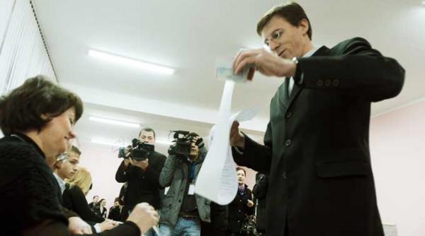 alegerile din republica moldova comunistii raman in frunte potrivit ultimelor rezultate partiale