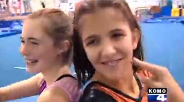 gimnastica cu ochii larg inchisi