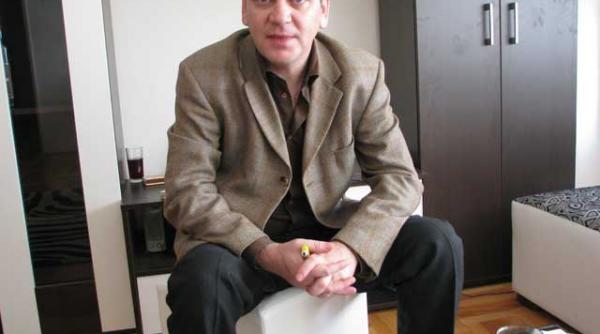 cu fluturasi si sloganuri de doi bani nu rezolvam nimic