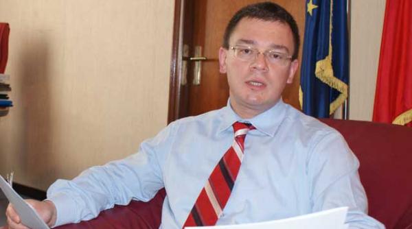 mihai razvan ungureanu nu exista spionaj ieftin