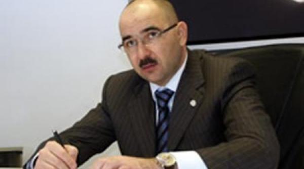 omul baiatului destept buzaianu saltat de dna