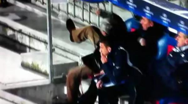 cartu suspendat un meci si amendat cu 10 000 de euro