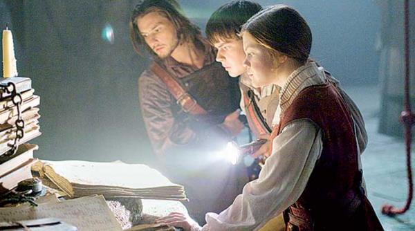 bine ati revenit in narnia