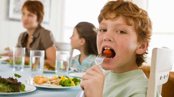 copii hraniti cu substante chimice