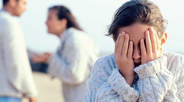 divortul parintilor poate frange inima copiilor la propriu