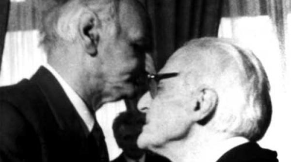 un tip derutant si paradoxal un visator romantic