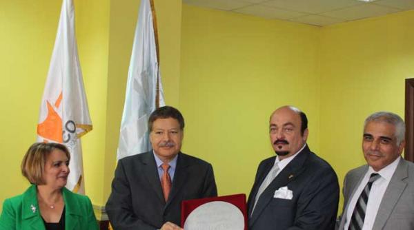 omul invizibil exista