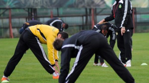 hizo dupa remiza cu rapid este inuman sa joci la 10 grade