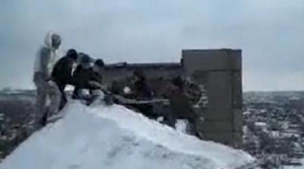 cum fac rusii bungee jumping