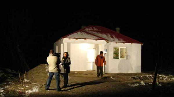 75 de familii in case noi de sarbatori